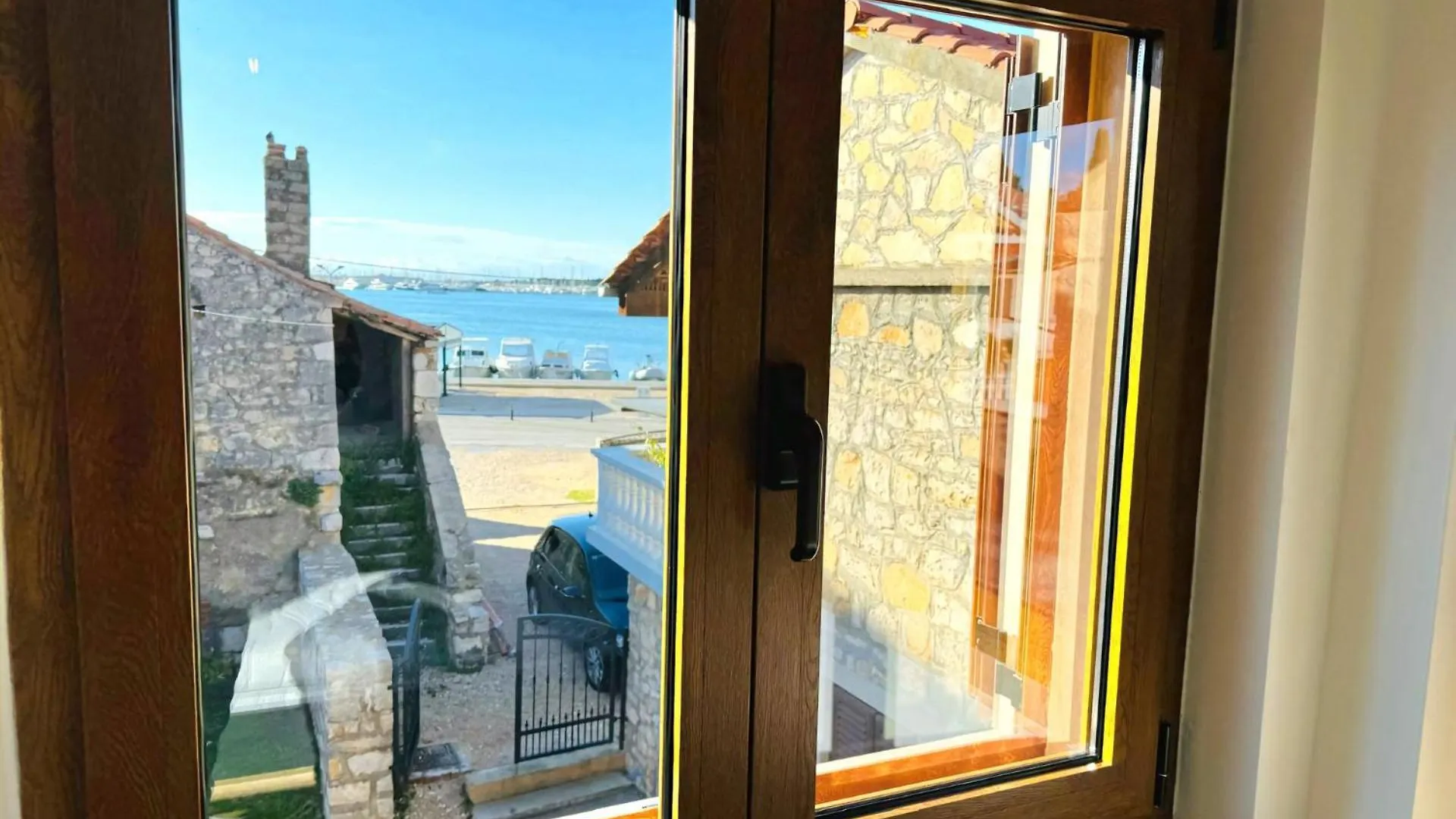 בית נופש הוילה Sukošan Stone House Moca