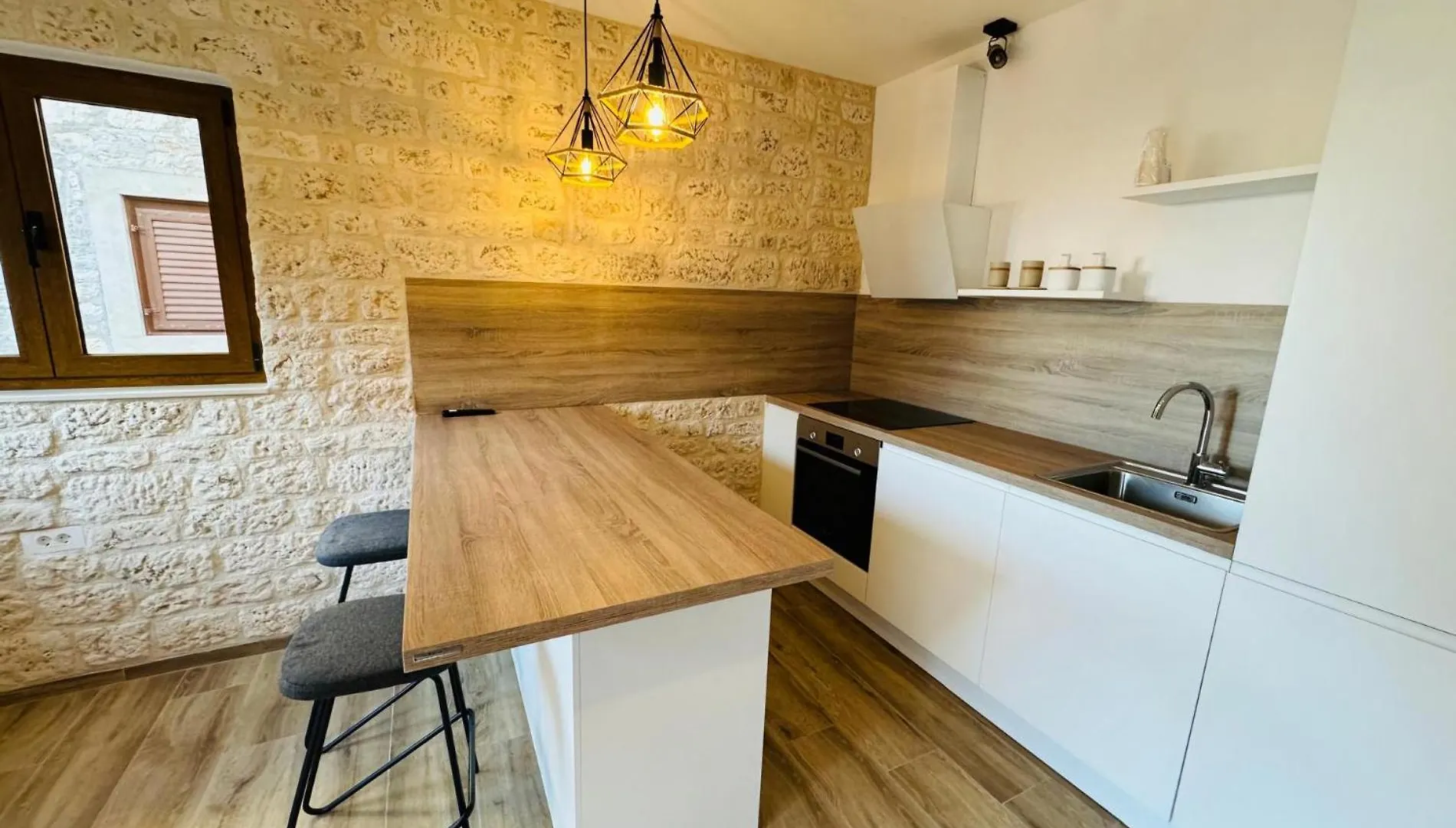 Semesterbostad Stone House Moca Villa Sukošan